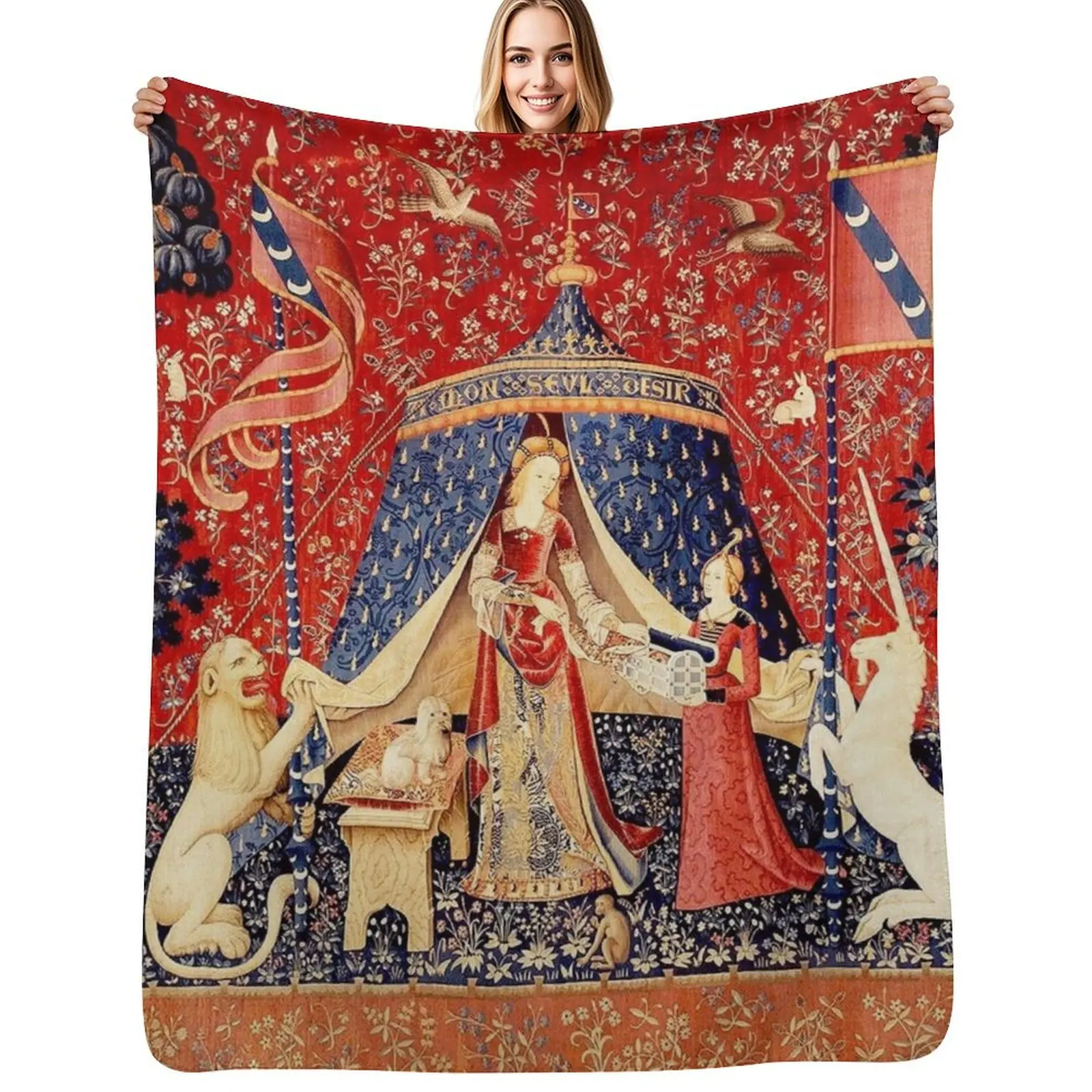 

The Lady and the Unicorn: La Dame à la licorne - Medieval Unicorn Tapestry Throw Blanket Picnic Moving Blankets