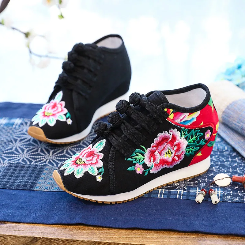 Fashion Single Shoes/plush Women Casual Canvas Embroidered Sneakers Mid Top Lace Up Ladies Comfort Denim Cotton Travel Shoes