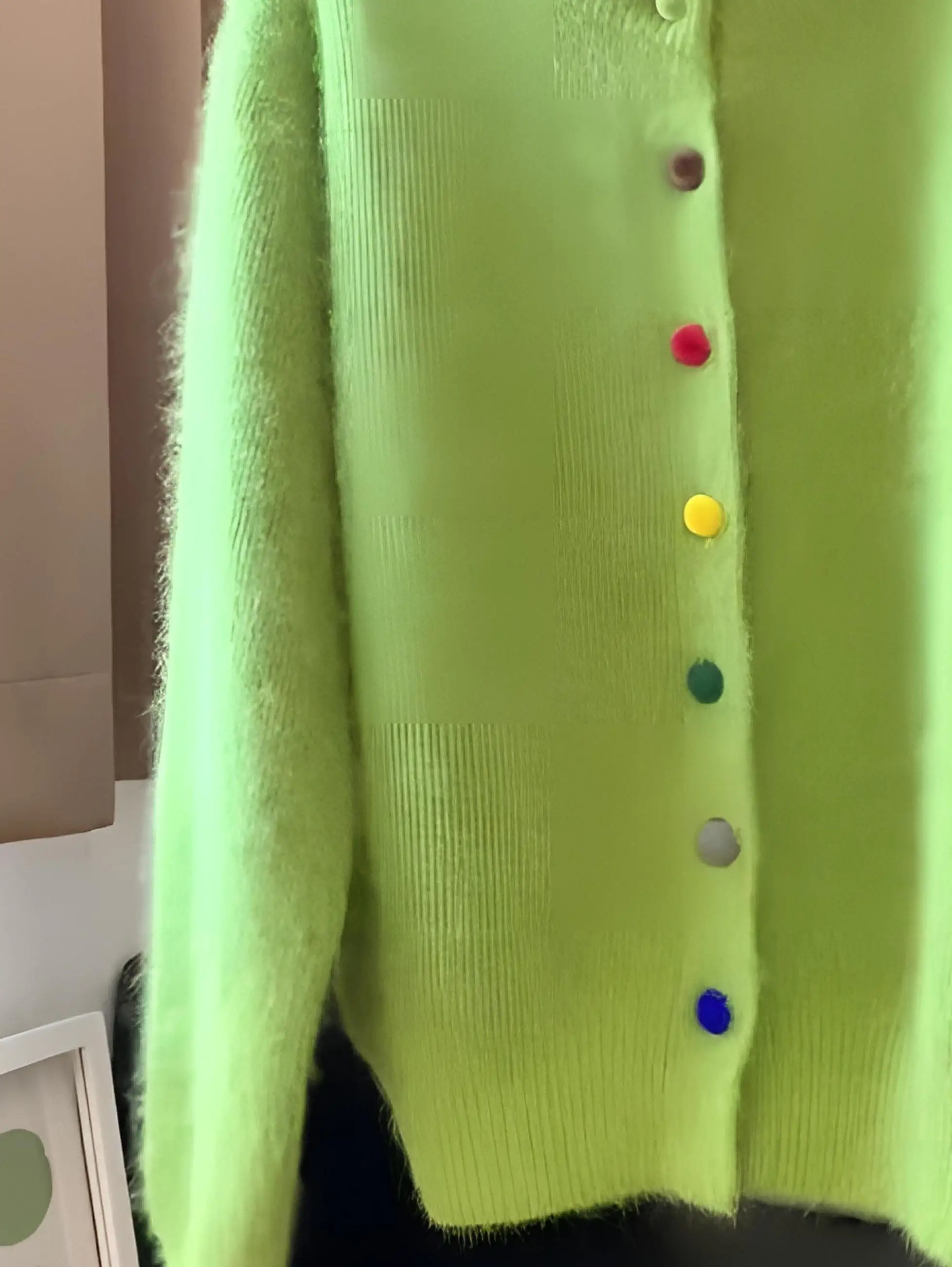 

Женские летние кардиганы и свитеры с принтом, в стиле ковбойский, с манжетами на шнурке, с кружевными вставками, модные, крупной вязки, с эффектом потертости, с цветочным узором, в рубчик, на пуговицах, сетчатые