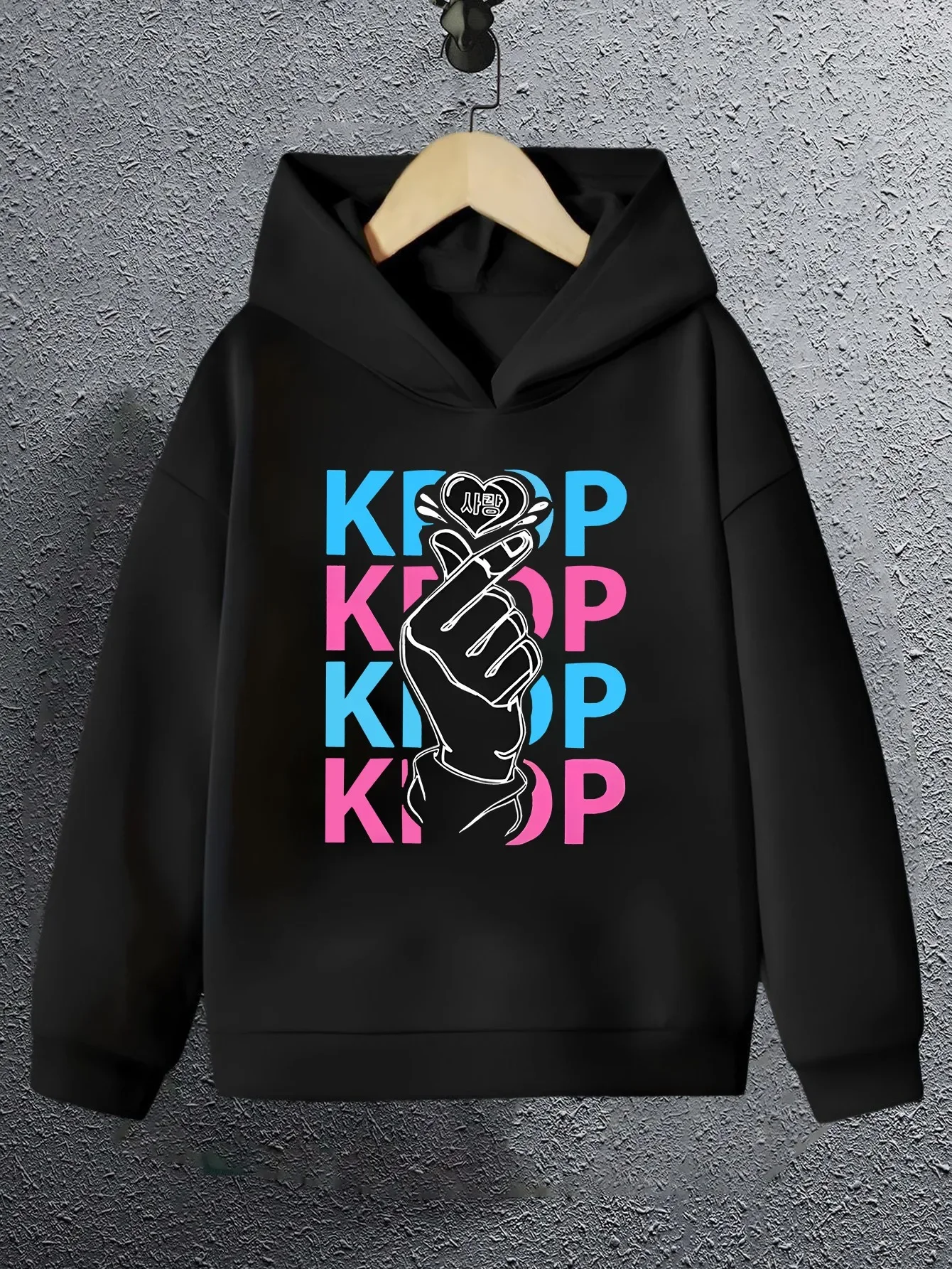 Boys Girls Kpop Finger Heart Hoodie Autumn Winter Fleece Sweatshirt Color Stacked Letter Print Kids Fan Hooded Tops
