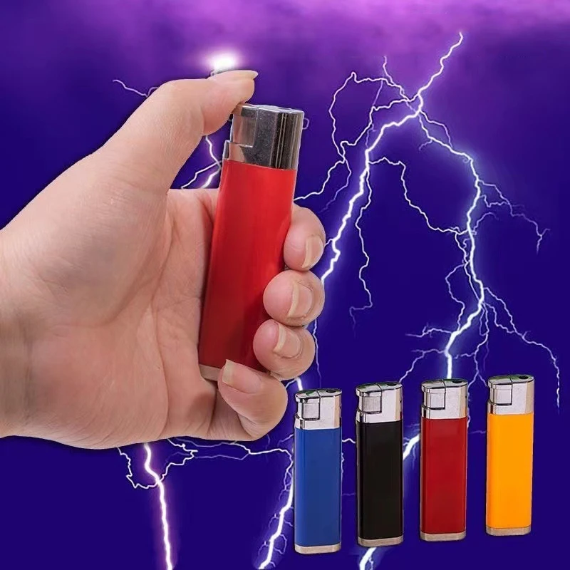 Regalo creativo de parodia de encendedor falso de descarga eléctrica de broma EDC portátil al aire libre