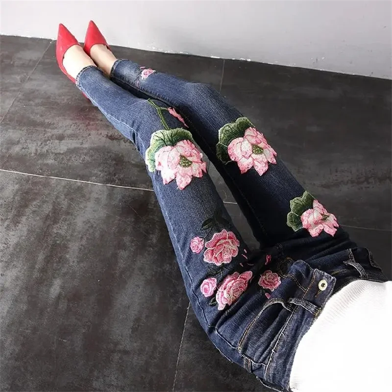 

Ladies Jeans New Embroidered lotus Flowers Women's Denim Pants High Waist Korean Slim Versatile Small Feet Trousers JJ223