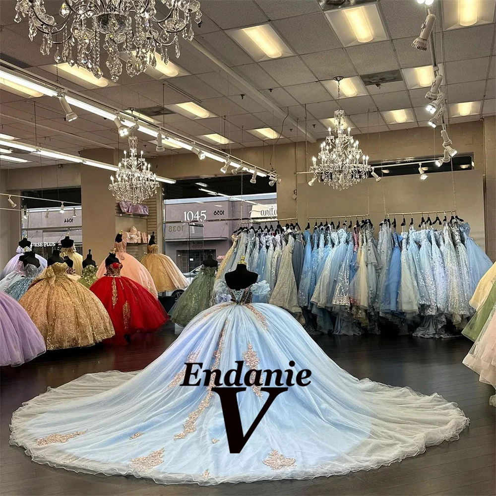 فساتين Quinceanera العصرية من Vendanie مزينة بكشكشة مكشوفة الكتف ثنيات للنساء رداء Quinceanera Rouge مخصص #2