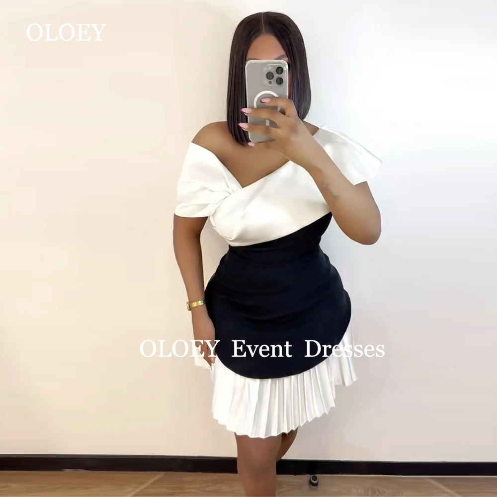 

OLOEY 2025 Sexy Off Shoulder Short Prom Cocktail Dresses Customized Pleats Short Sleeves Mini Party Gowns Black Ivory Zip Back