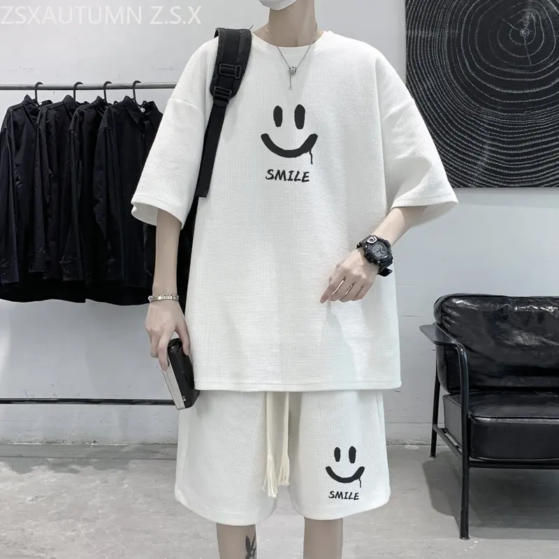 

Korean Fashion Streetwear Hip Hop Rock Casual Short Suit Smile Face T-shirts Shorts 2 Piece Set Summer Tracksuit Clothes for Men