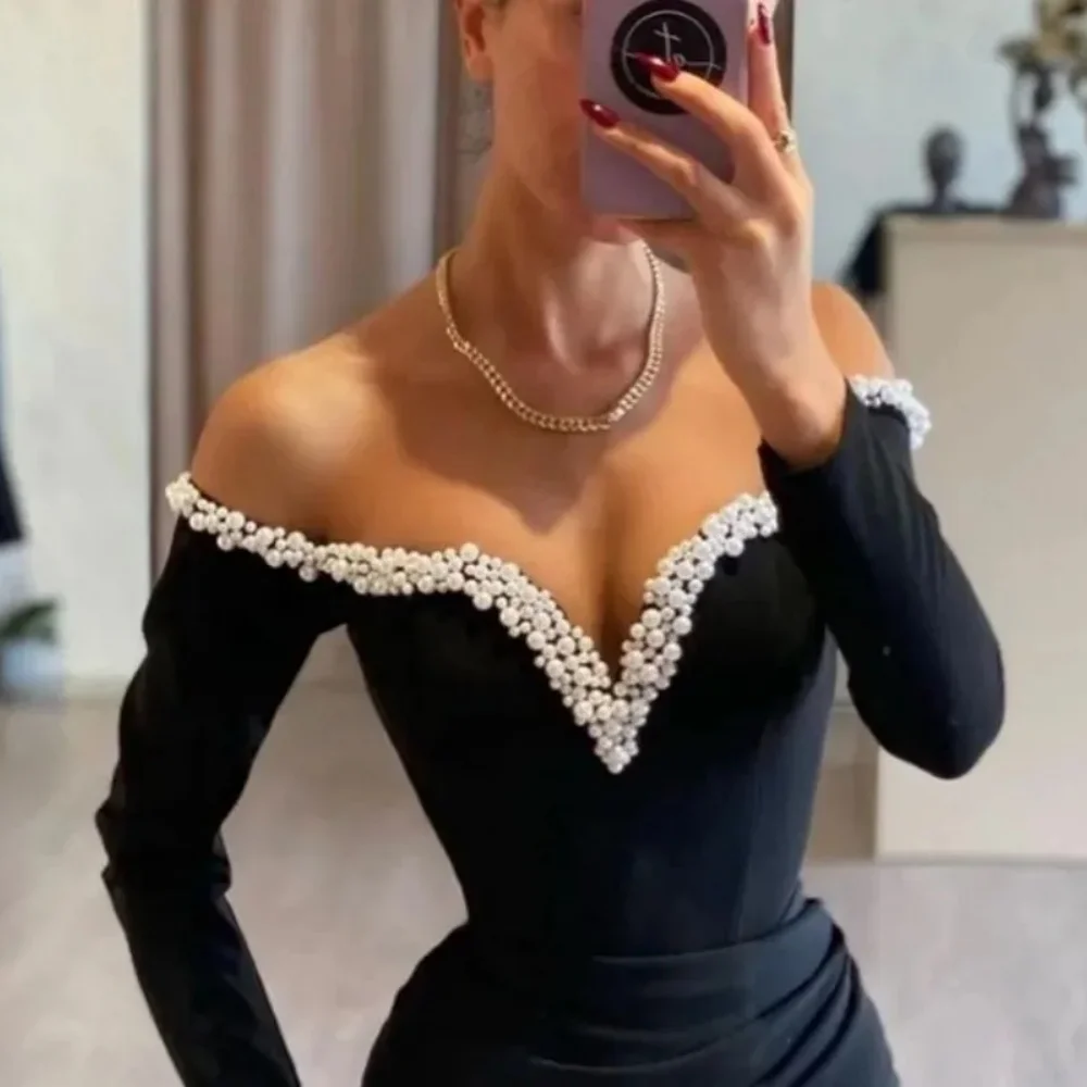 2024 Modern Satin Pleated Evening Gowns Off Shoulder Women\'s Pearl V Neck Side Slit Floor Length Ballgown Evening Gown