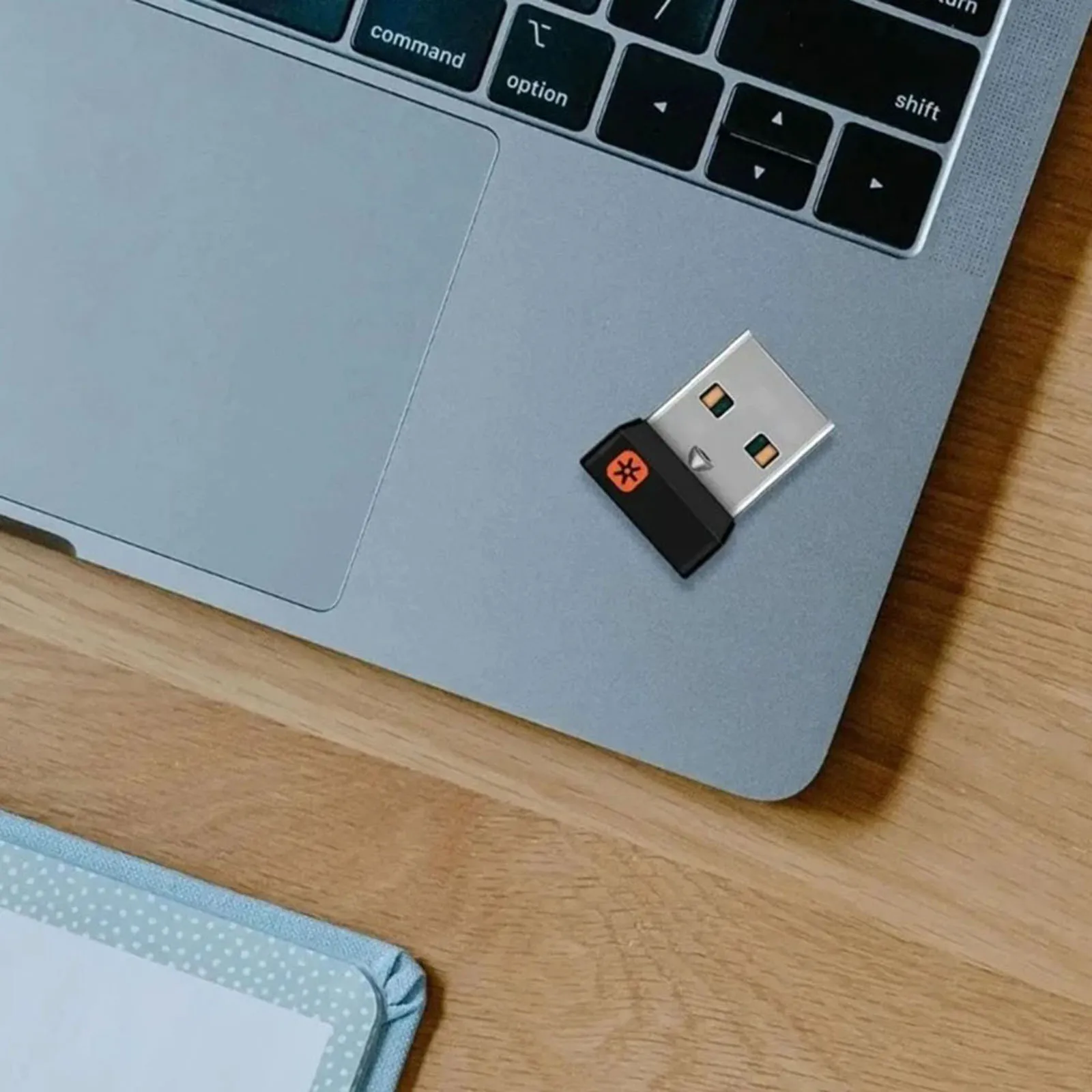 

USB-приемник подключается к устройству до 6 устройств USB-адаптер приемника мыши для Logitech Unifying M905 M325 M510