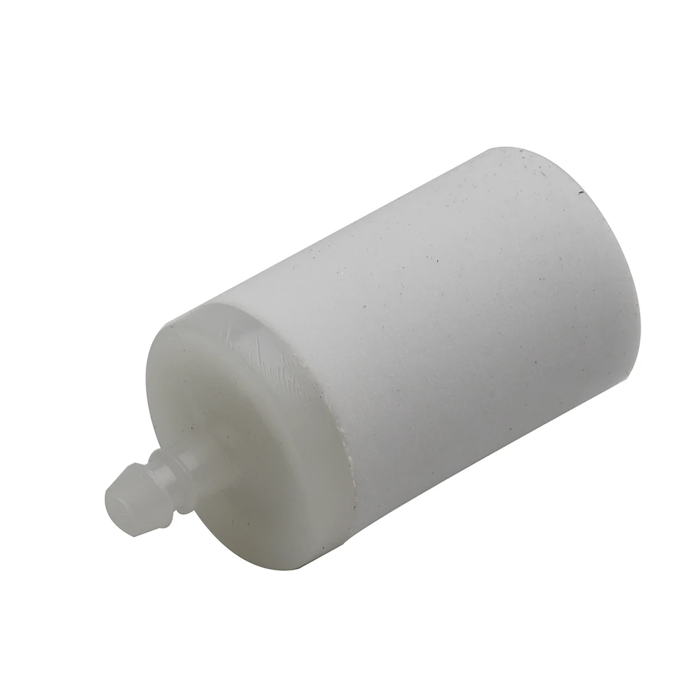 Filtr oleju napędowego pasuje do pilarek H-usqvarna 51/55/61/66/68/261/262/266/268/272/288/365, pasuje również do kosiarek i podkaszarek, akcesorium.