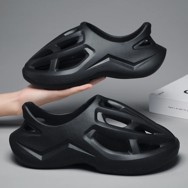 

Summer Men's and Women's New Beach Sandals Men's Lightweight Anti slip EVA Soft Bottom Couple Home Breathable Hole Shoes Coconut
