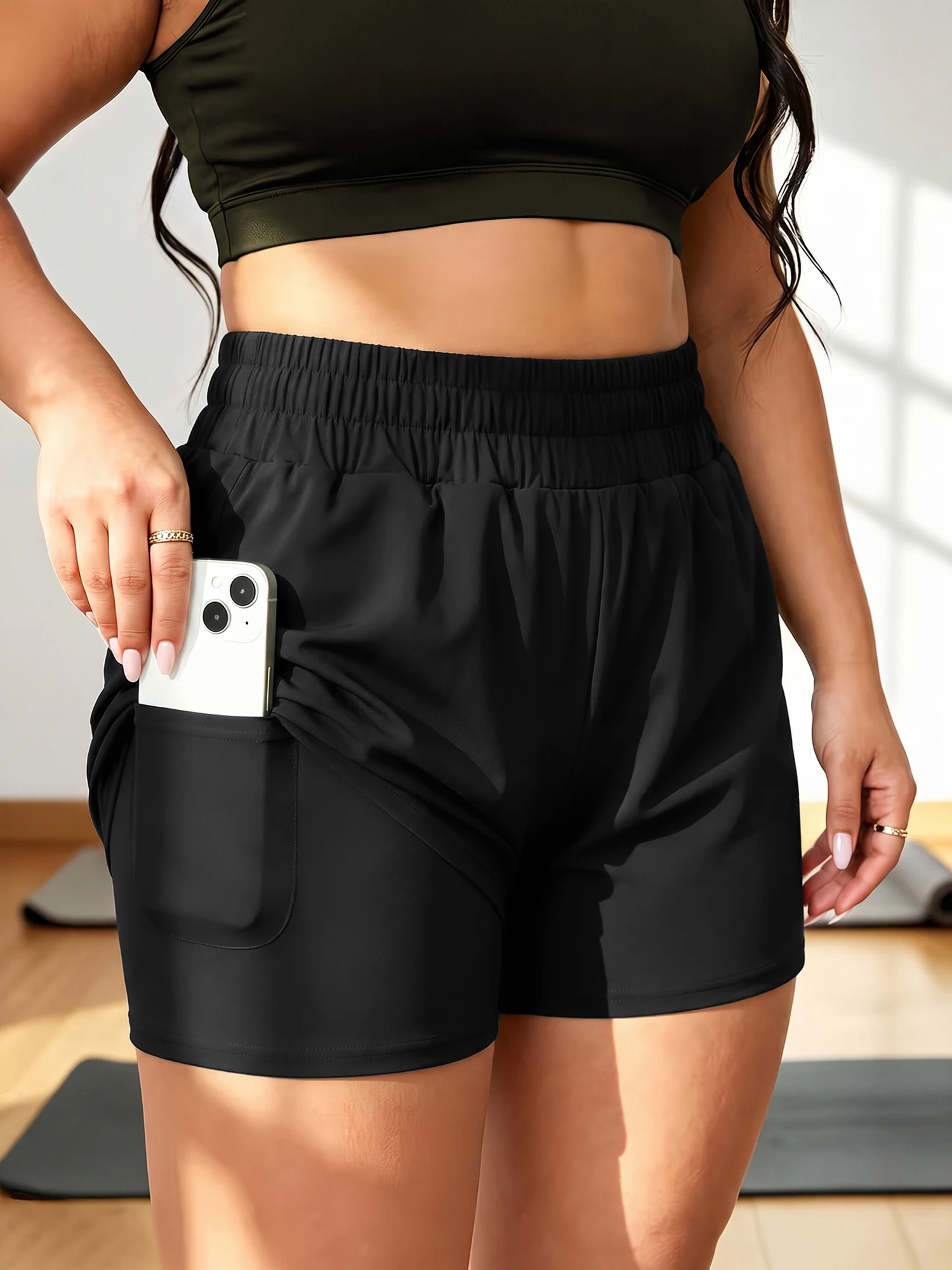 Timeless Versatile Layered Shorts, Practical Phone Pocket Detail for Easy Daily Matching Year-Round