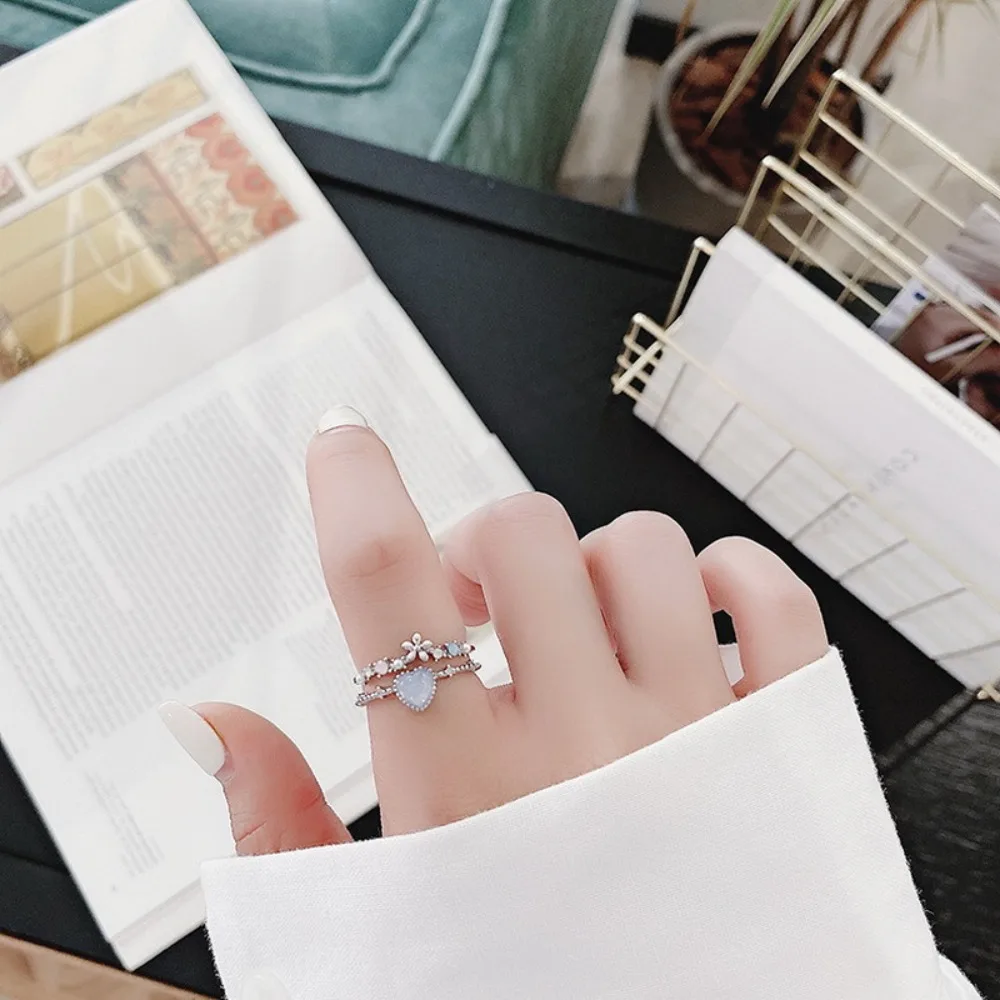 Anelli di zirconi con fiori squisiti Anelli aperti con farfalla di zirconi Anelli di barretta di gioielli di moda regolabili