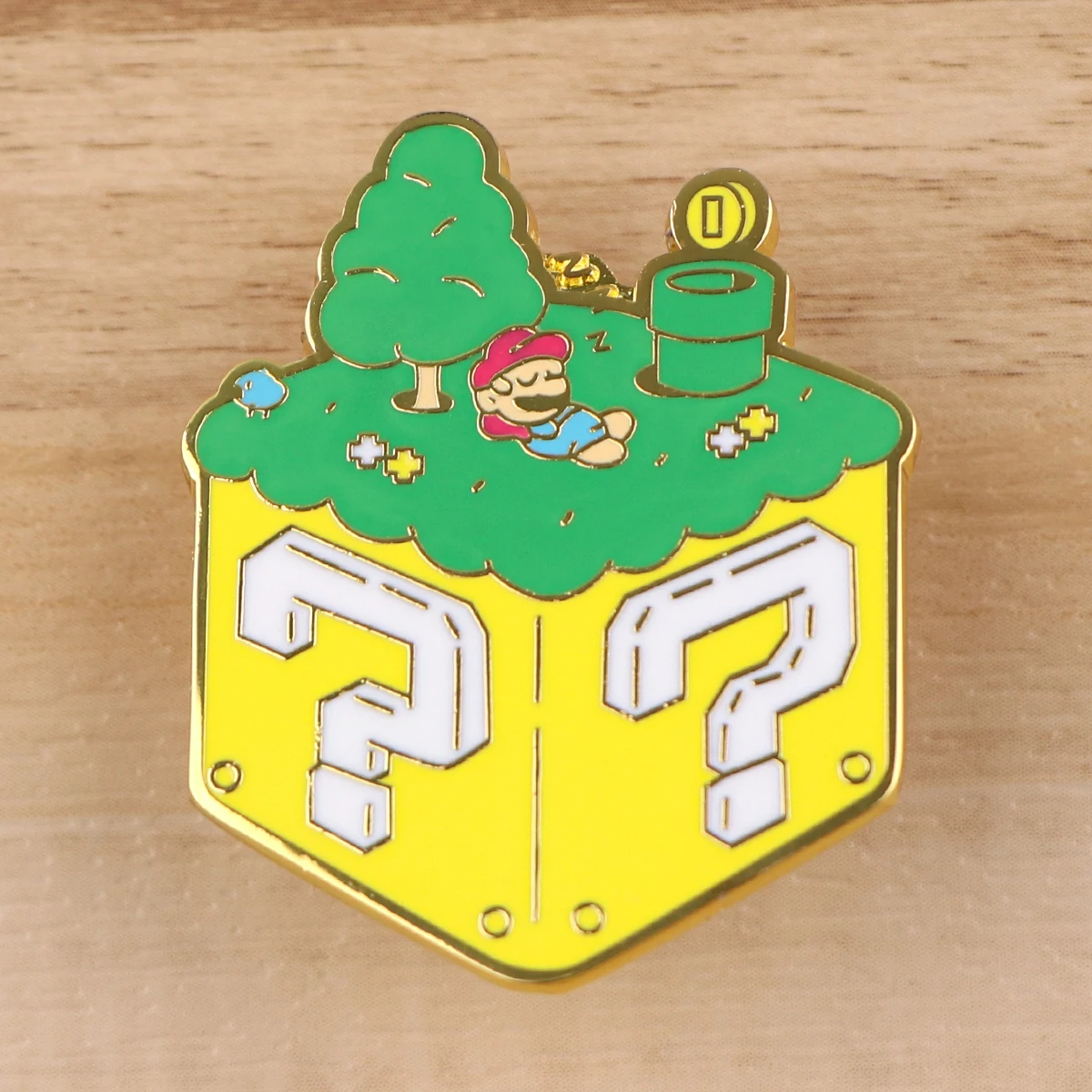 Broches de esmalte para mochila, Cute Game Mario Cube Lapel Pins, Badges on Bags and Briefcase Accessories, Vestuário