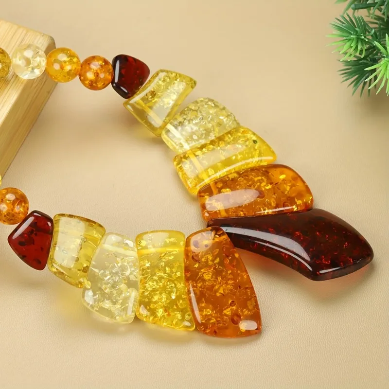 New Elegant and Fashionable Beeswax Amber Necklace, Fashionable Temperament Unisex