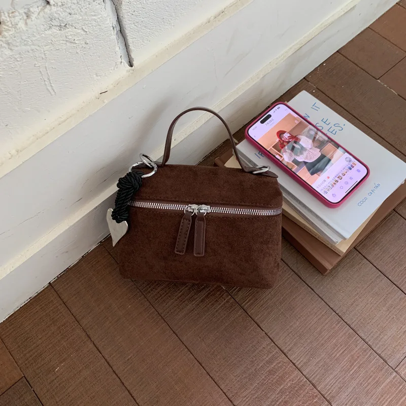 

Small Box Designer Bags for Women Retro Faux Suede Women Handbags Shoulder Bag Autumn and Winter Crossbody Bags Clutch Tote Chic