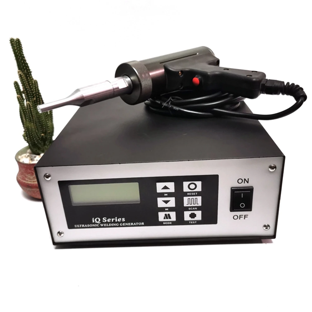 20khz 1000w Gun Type Ultrasonic Spot Welder With Customize Titanium Horn For Automotive Parts