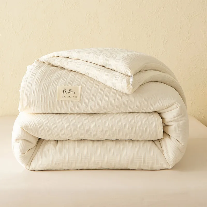 

Одеяла из соевого волокна для одиночных студенческих общежитий, утолщенные весенние и осенние одеяла, зимние одеяла, всесезонные одеяла.