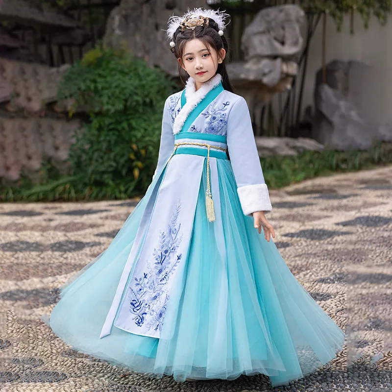 Hanfu Girls' Winter Collection 2024 New Year's Greetings Winter Clothing New Year's Winter Traditional Tang Clothing