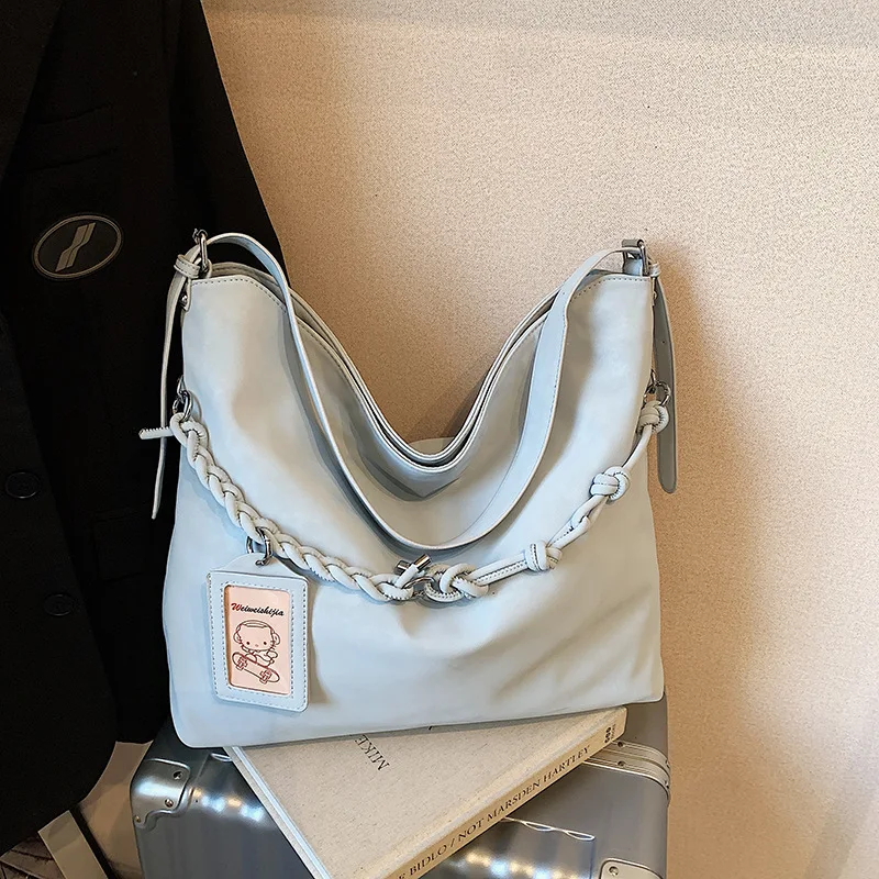 

Casual large-capacity bag for women2026New casual commuter versatile shoulder crossbody bag for college students