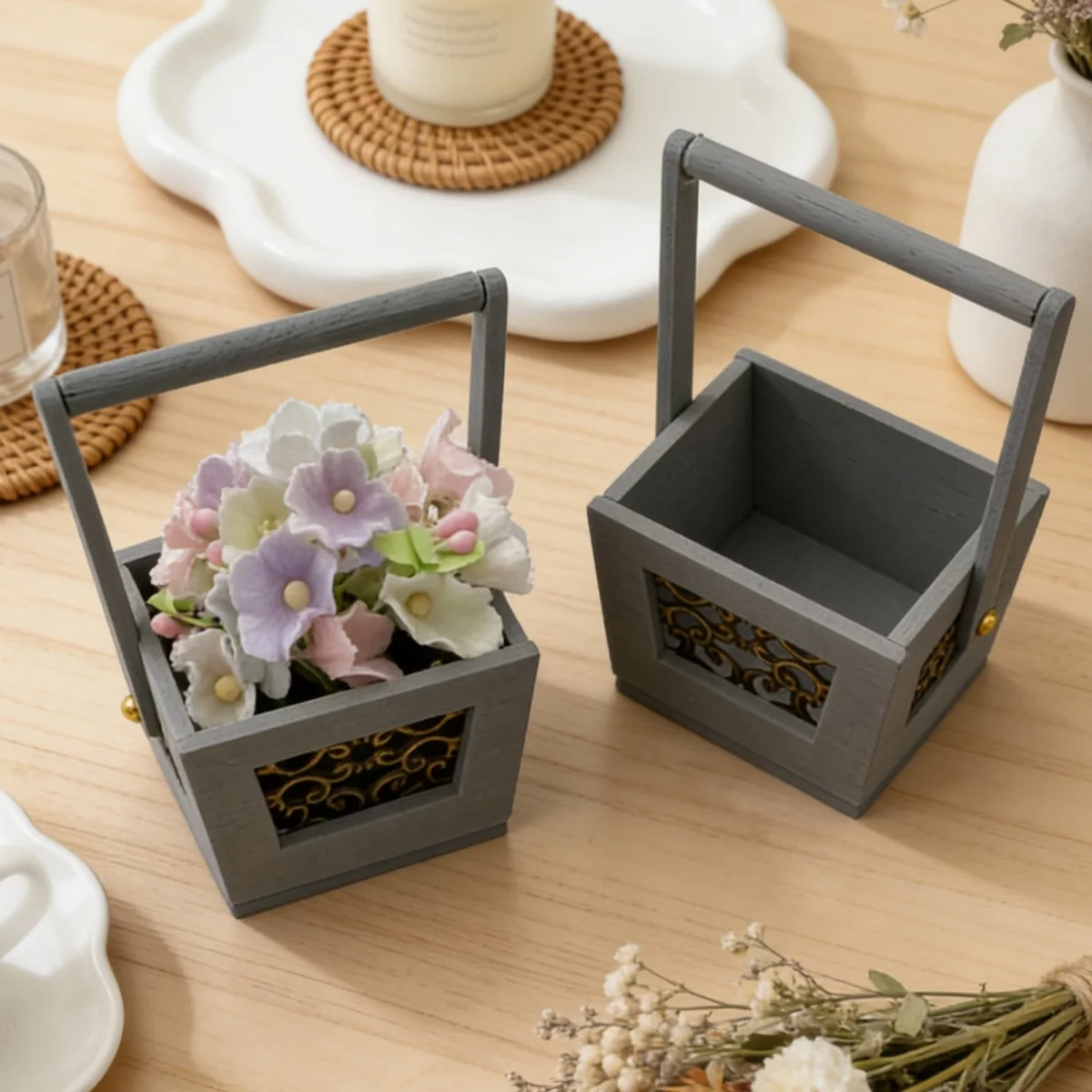 

5picecs 1:12 Scale Dollhouse Miniature Wooden Basket - Retro Hollow Portable Flower Pot, Rustic Garden Decor