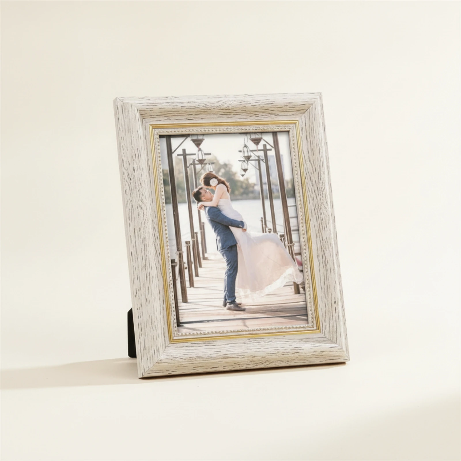 Resin Photo Frame Tabletop Retro Picture Frame Rectangular Timeless for Families, Living Room, Office