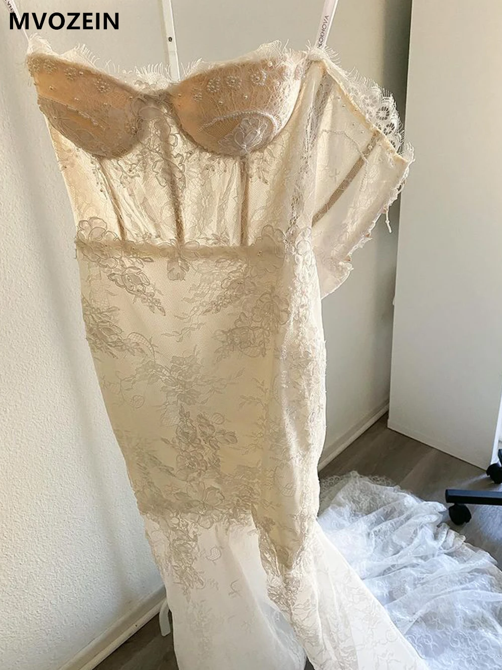 MVOZEIN レースマーメイドウェディングドレス恋人パールビーズ花嫁ドレスコートトレインウェディングパーティードレスウェディングドレス