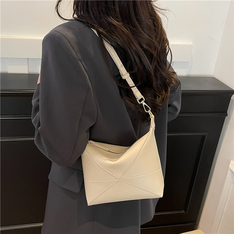 تنوعا الأزياء سستة بو 2025 الخريف منتج جديد الأفاق حقيبة كتف بلون حقيبة يد لينة بسيطة الأزياء حقيبة كروسبودي #5