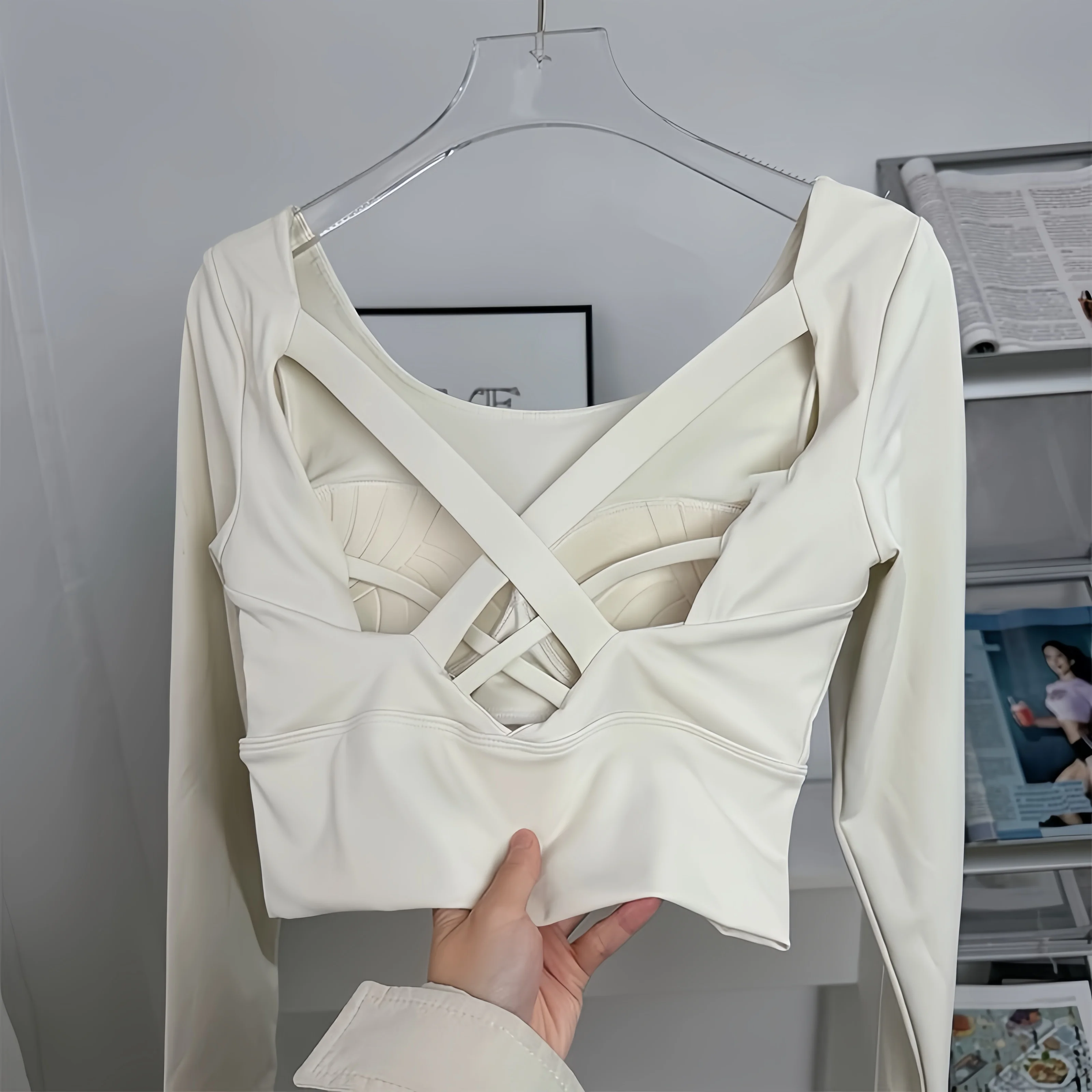 Women's Yoga Wear Long-Sleeve Fixed Bra Pad Fitness Pilates Running Sports Top Training Apparel image 4