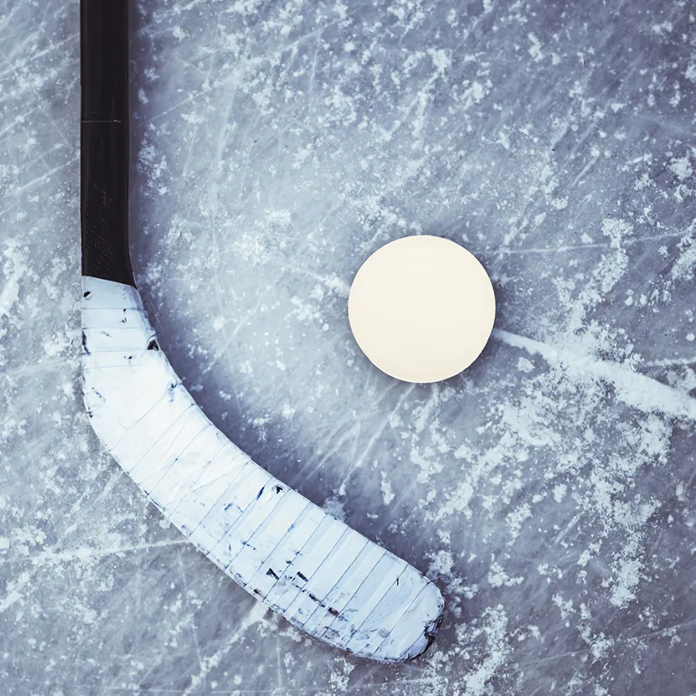 4Pcs Official Regulation Ice Hockey Puck PVC Material High Hardness Anti-Slip Texture Accurate Shots Passes Hockey Practicing