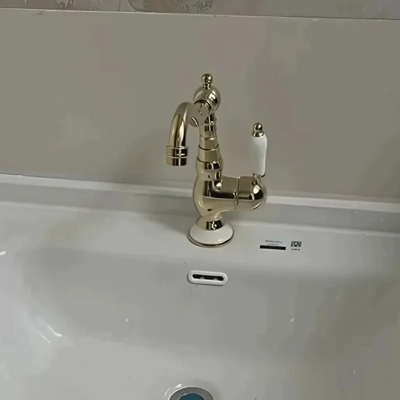 Copper material pulling European and American French 1 faucet hot and cold standing foot basin bathroom sanitary ware