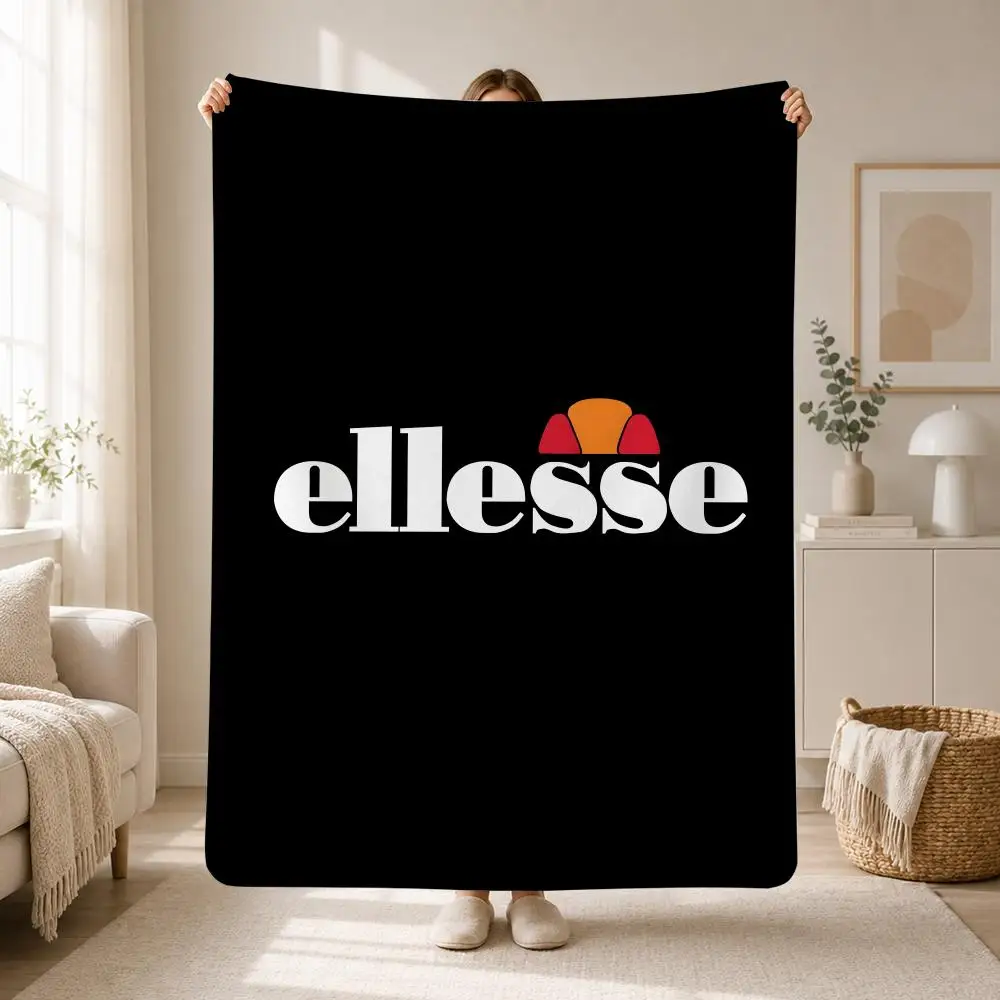 Manta de Franela Suave y Afelpada de la Clásica Marca Italiana de Ropa Deportiva Ellesse, para Sofá, Cama, Viajes y Decoración del Hogar