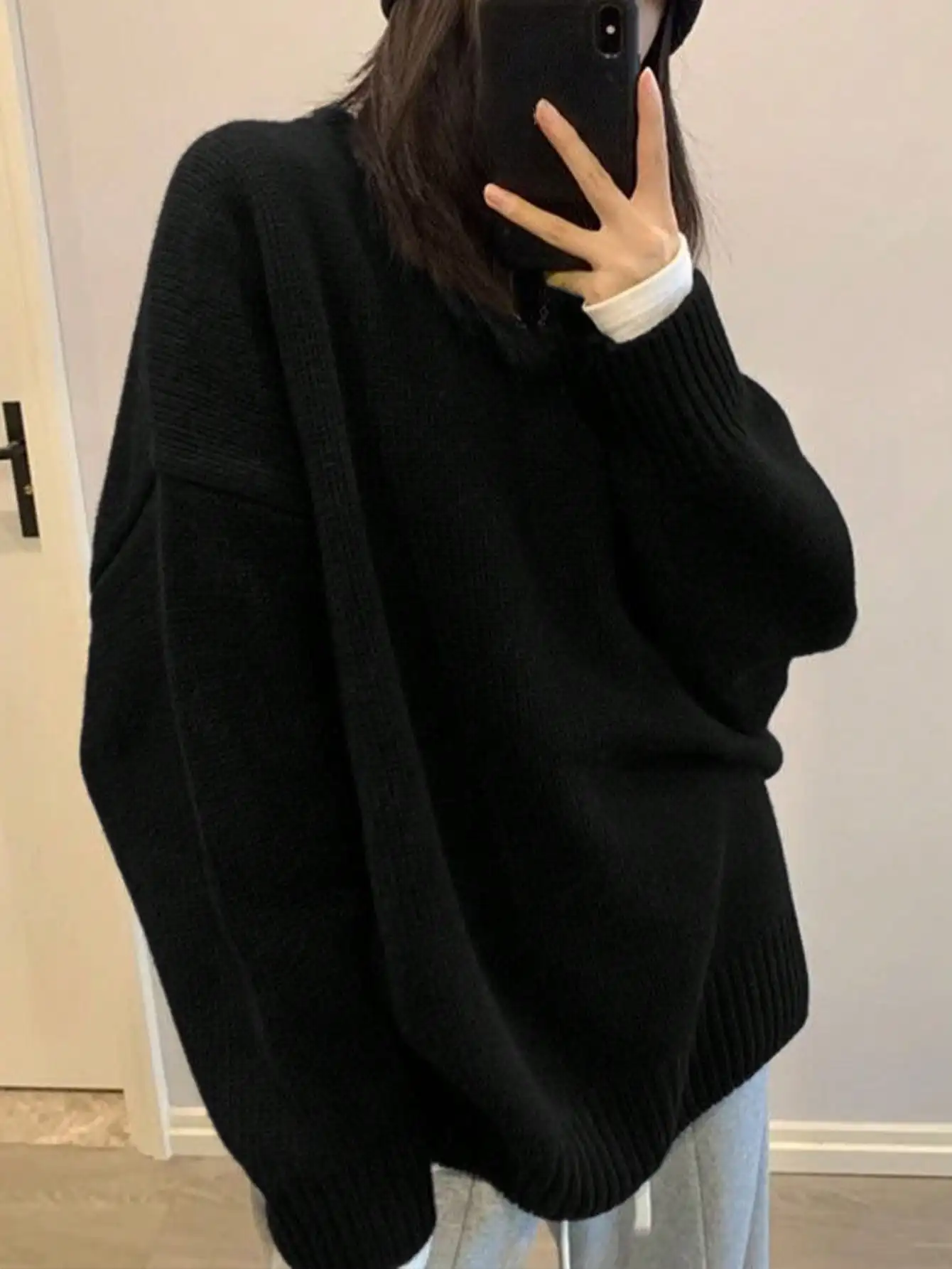 South Korea's Dongdaemun Autumn and Winter Normcore Style V-Neck Pit Strip Pullover Long-Sleeved Knitwear Loose Slimming Look Flesh-Covering Top Women's Utaiteriter Talun