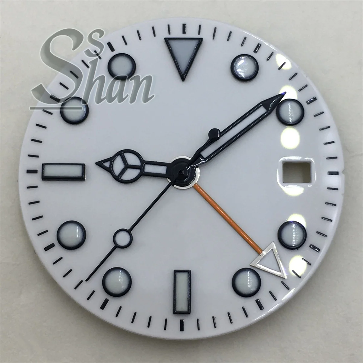 29mm quartz GMT dial is black and white paired with the hand-held C3 illuminated RONDA 515-24h GMT quartz movement watch parts