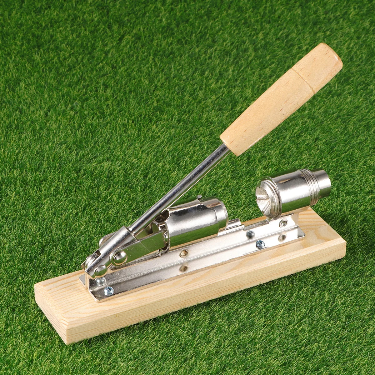 

Walnut Cracker Wooden Handle Non-Slip Base Adjustable Thread Cone For All Nuts Hand Press Nut Opener Kitchen Bar Tool