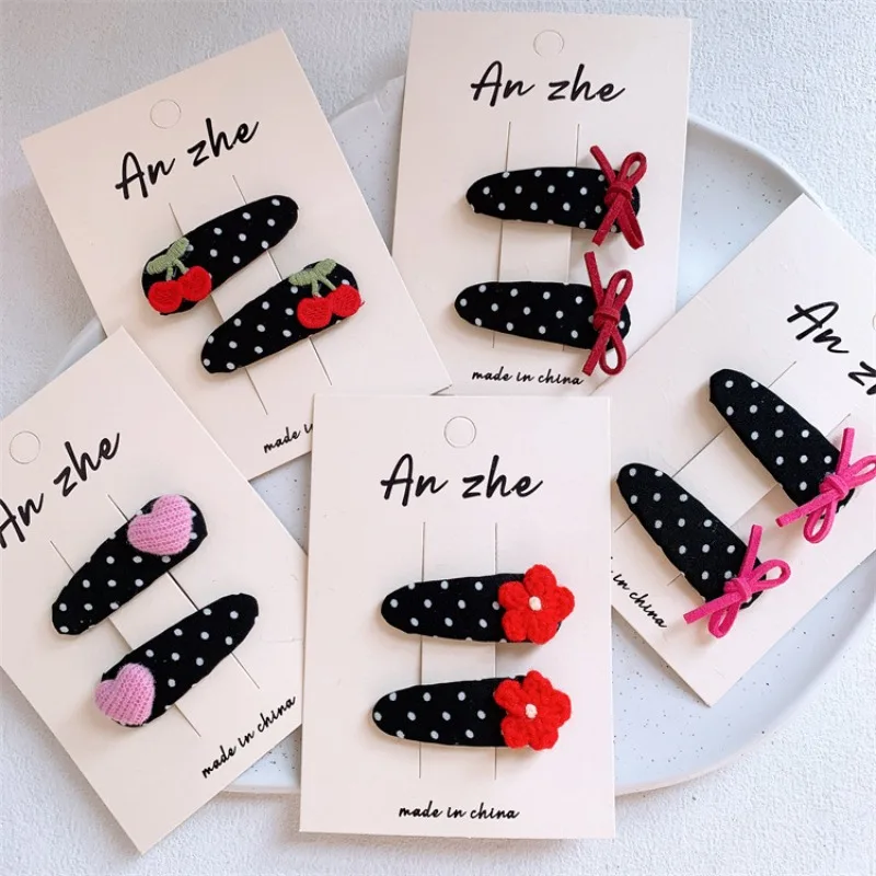 

Ретро-заколки для волос с черно-белым горошком и бантом в форме сердца для девочек, для фиксации боковых прядей, очаровательные, надежные, на каждый день