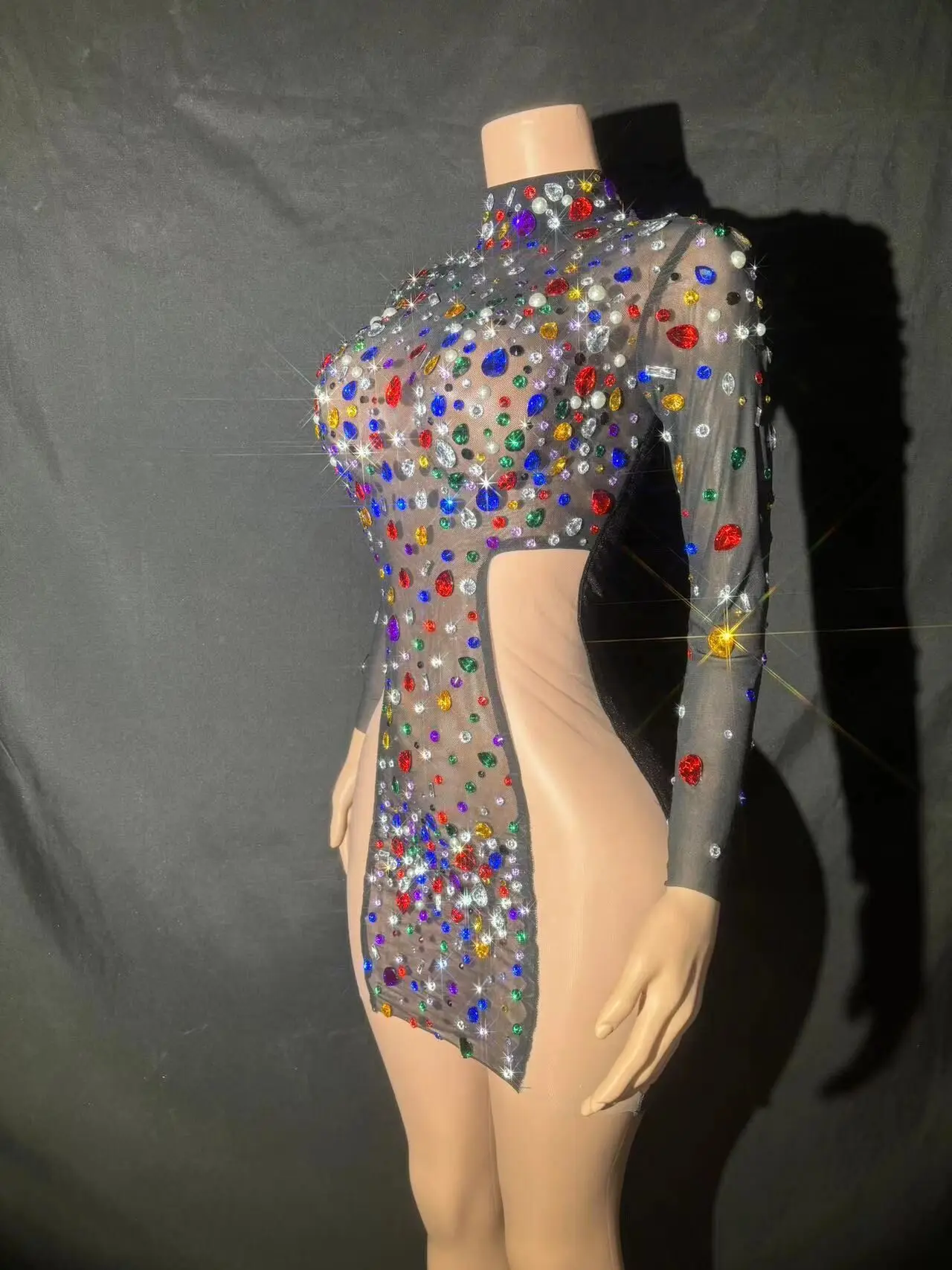 Mini robe fourreau transparente avec biscuits colorés, velours noir, tenue de scène personnalisée, robe de soirée d'anniversaire, robe de performance sexy