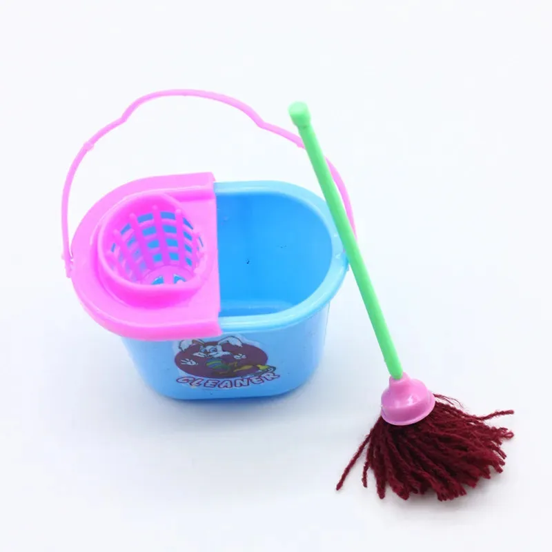 Mini juego de herramientas de limpieza de 9 piezas: accesorios adorables para casa de muñecas para niños, suministros de limpieza para juegos de rol de muñecas BJD