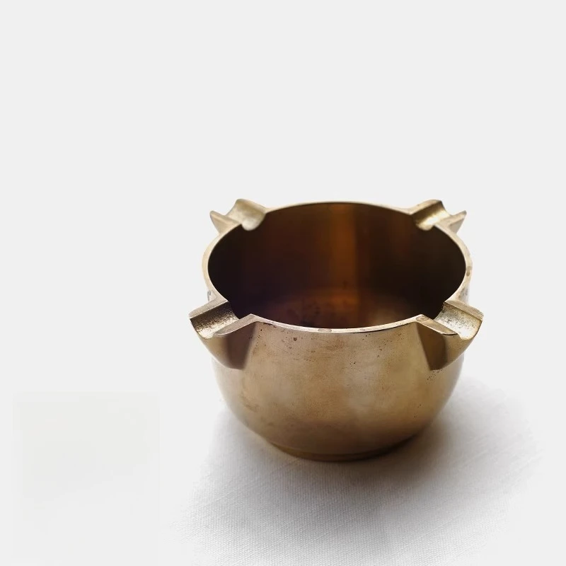 

Home shop, retro brass casting handmade polished embryo creative ashtray