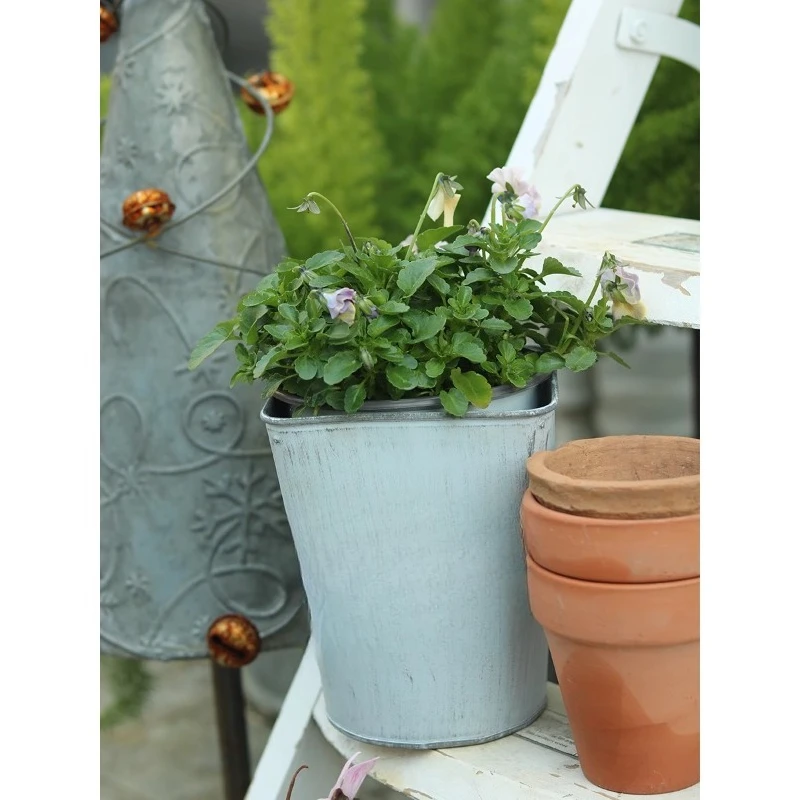 American retro wrought iron succulent flower pot balcony garden decoration antique old plant pot iron pot courtyard ornament