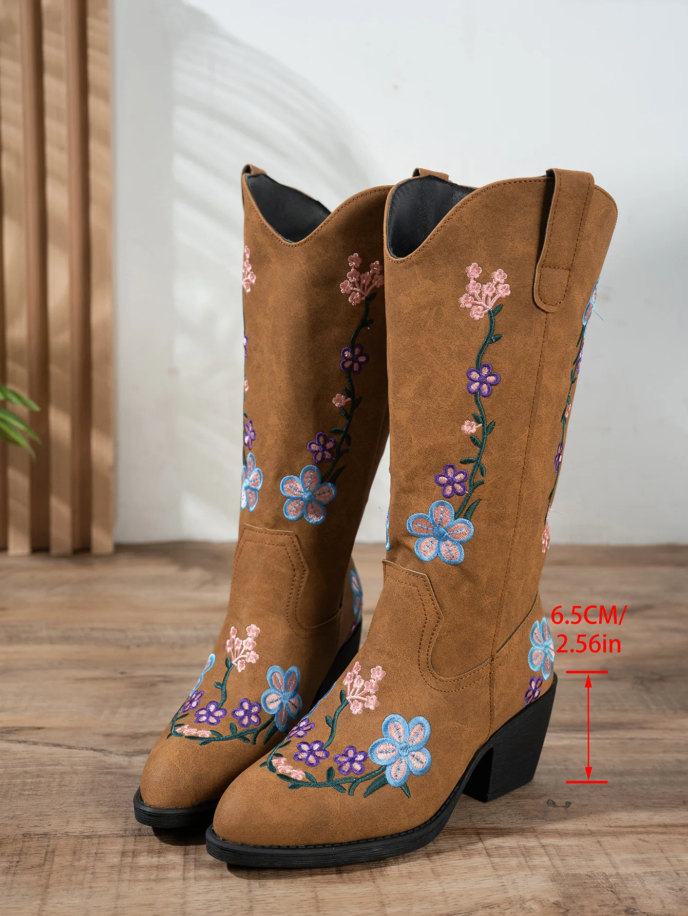Botas Femininas Estilo Cowboy - Embroidery On Leather avaliação e preço
