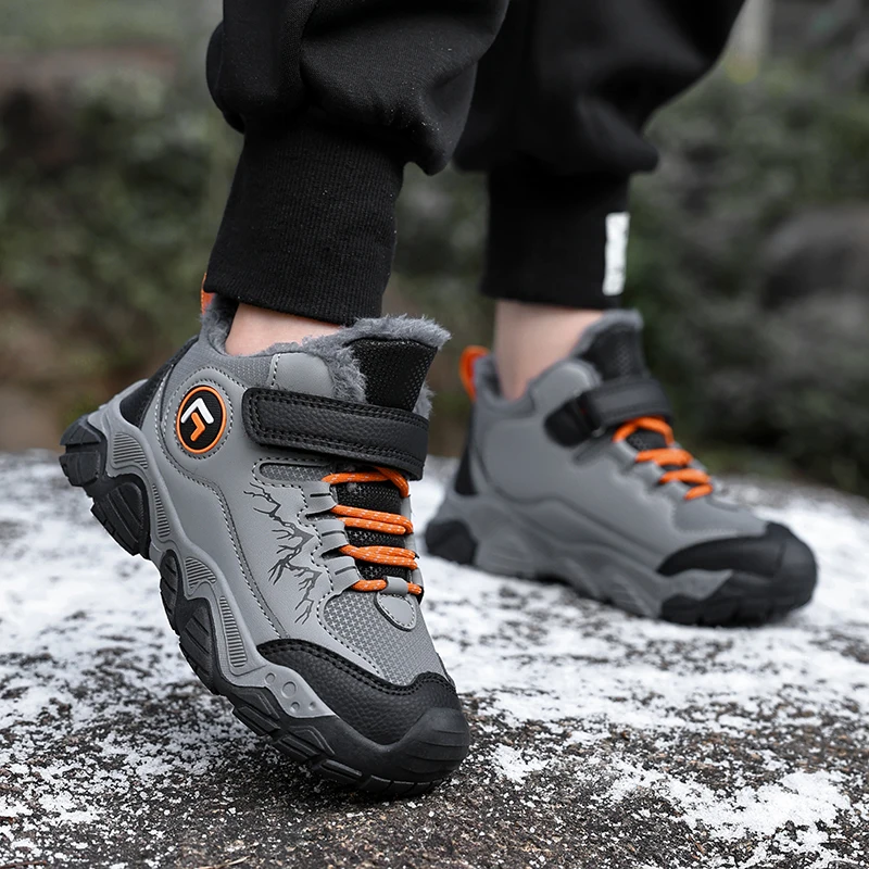

Winter snow boots for boys, thickened and velvet-outdoor hiking, camping and daily winter boots-all-terrain grip for boys and gi