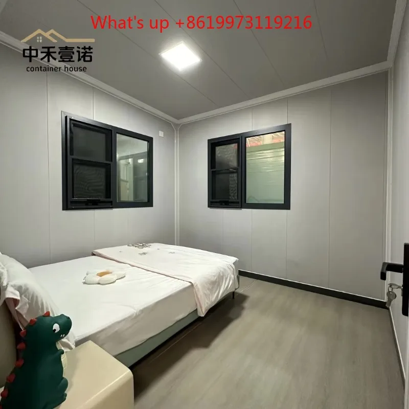 2026 Fast Build Expandable Modern Mobile Prefabricated Home 40 Ft 20 Ft Prefab Container 3 Bedroom Villa Kitchen Outdoor Living