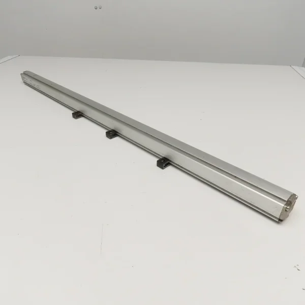 

Линейный энкодер Micropulse BTL7-E201-M0700-P-S32, новый, оригинальный, в наличии, для ПЛК