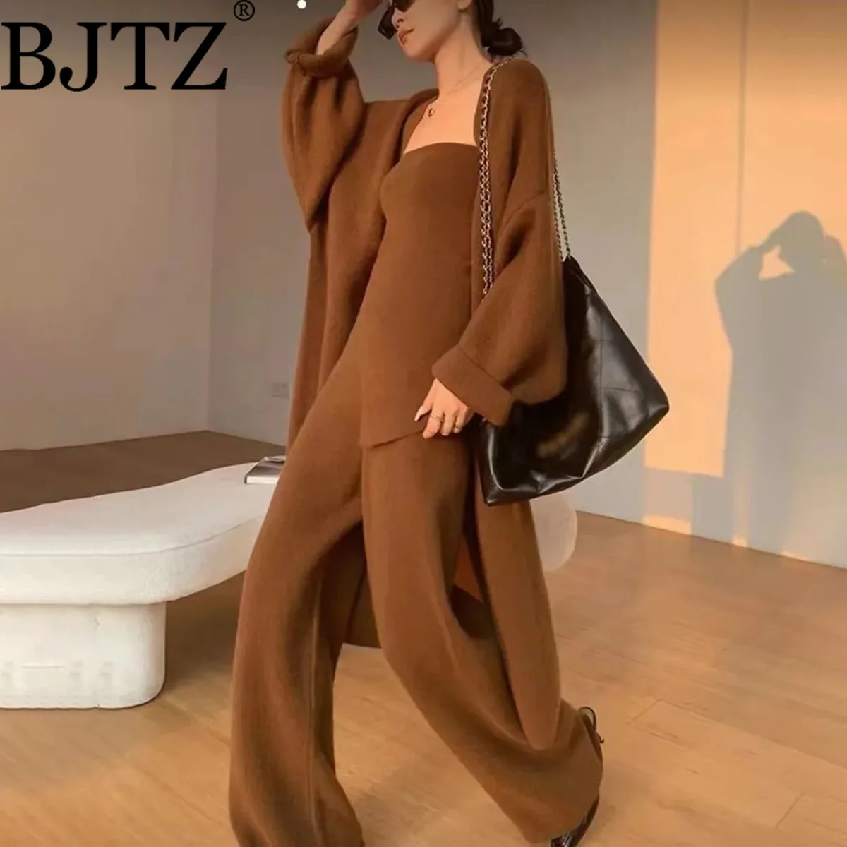 

BJTZ темперамент, элегантные модные свободные вязаные брюки-трубы, комплект из трех предметов, женские комплекты из трех предметов, осень-зима 2025 года, новые повседневные женские комплекты