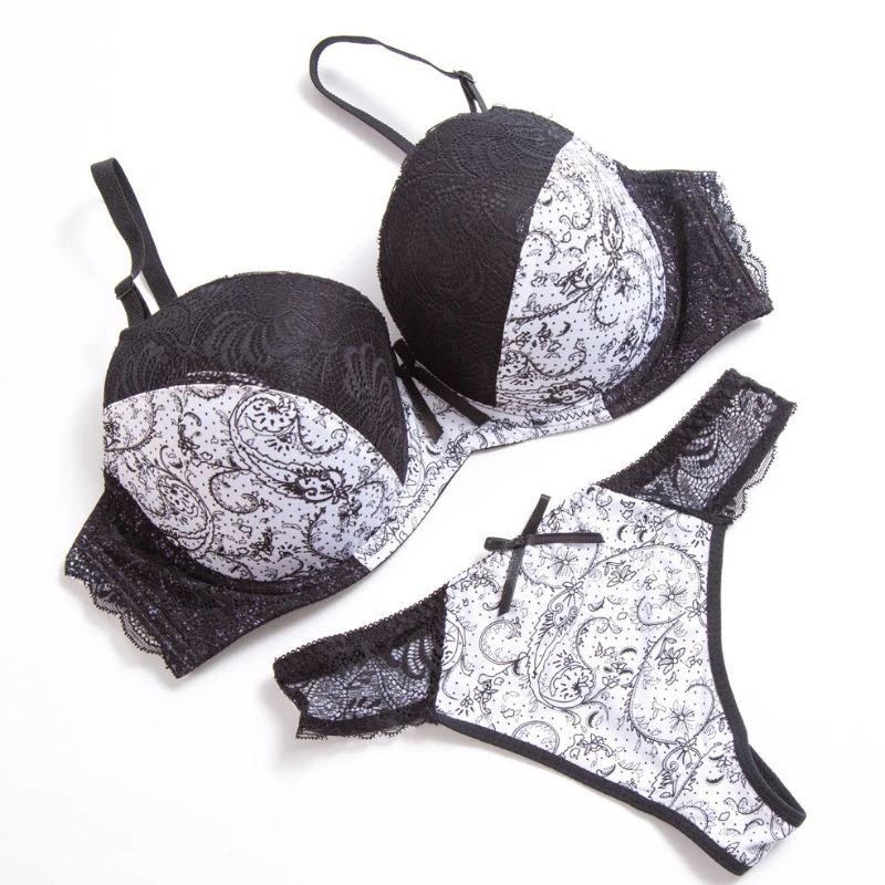 ลูกไม้ชุดชั้นในสตรีขนาดใหญ่Elegant Charming BreathableกระชับชุดสตรีUltra-บางเซ็กซี่สบายผู้หญิงtop
