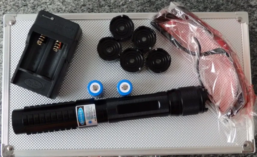 NEW Laser Light Pointers 450nm Blue 100000m Focusable Laser Hunting Accessories Lazer Torch No battery Outdoor Tools Flashlight