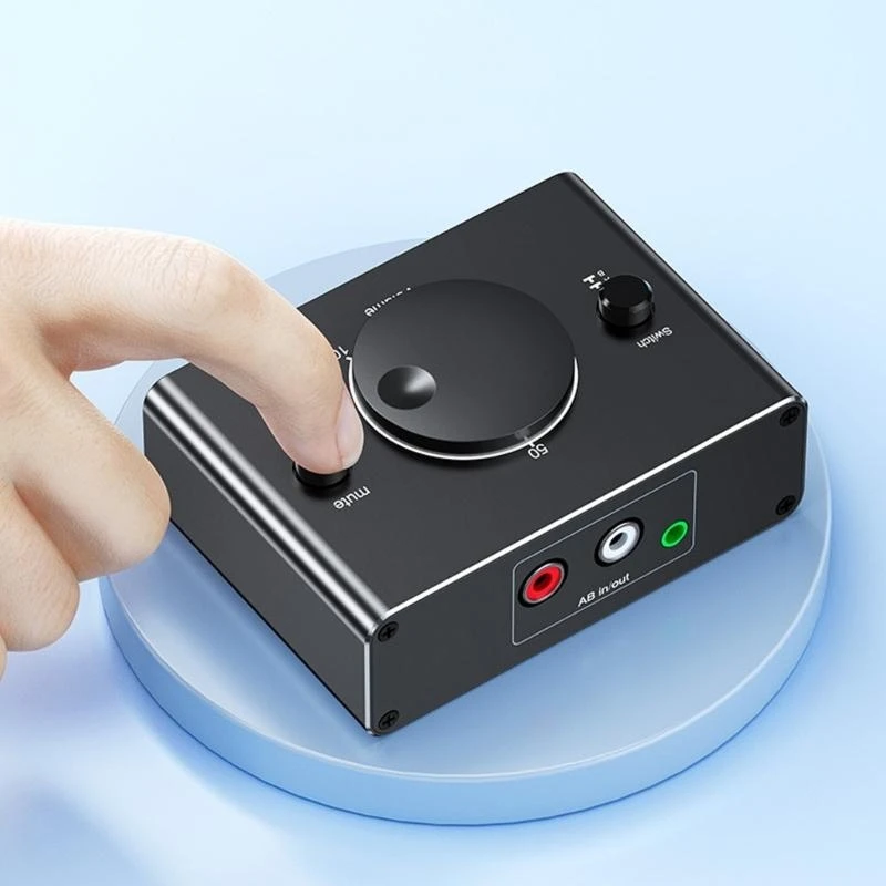 Bidirectional 3.5mm 2RCA Switcher Box for Auditory Switching 2 In 1 Out with Sound Control Not Need External Power K1KF