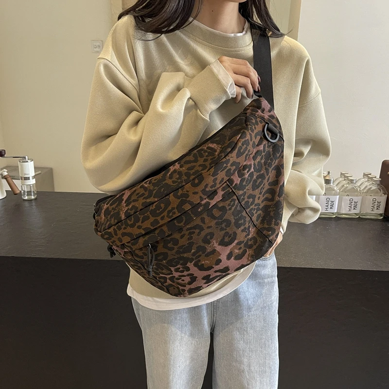 Leopard Print Canvas Crossbody Peito Bag, Grande Capacidade, Versátil, Ciclismo ao ar livre, Tempo de Lazer, Novo, Cadeia, Pai, Esportes, 2024