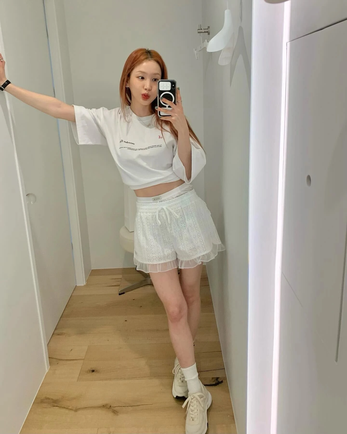 Lässiges, weißes, besticktes Spitzen-Zweiteiler-Set mit elastischer Taille, koreanische SLE-Baumwolle, Orts-Hosen für Damen, Faion