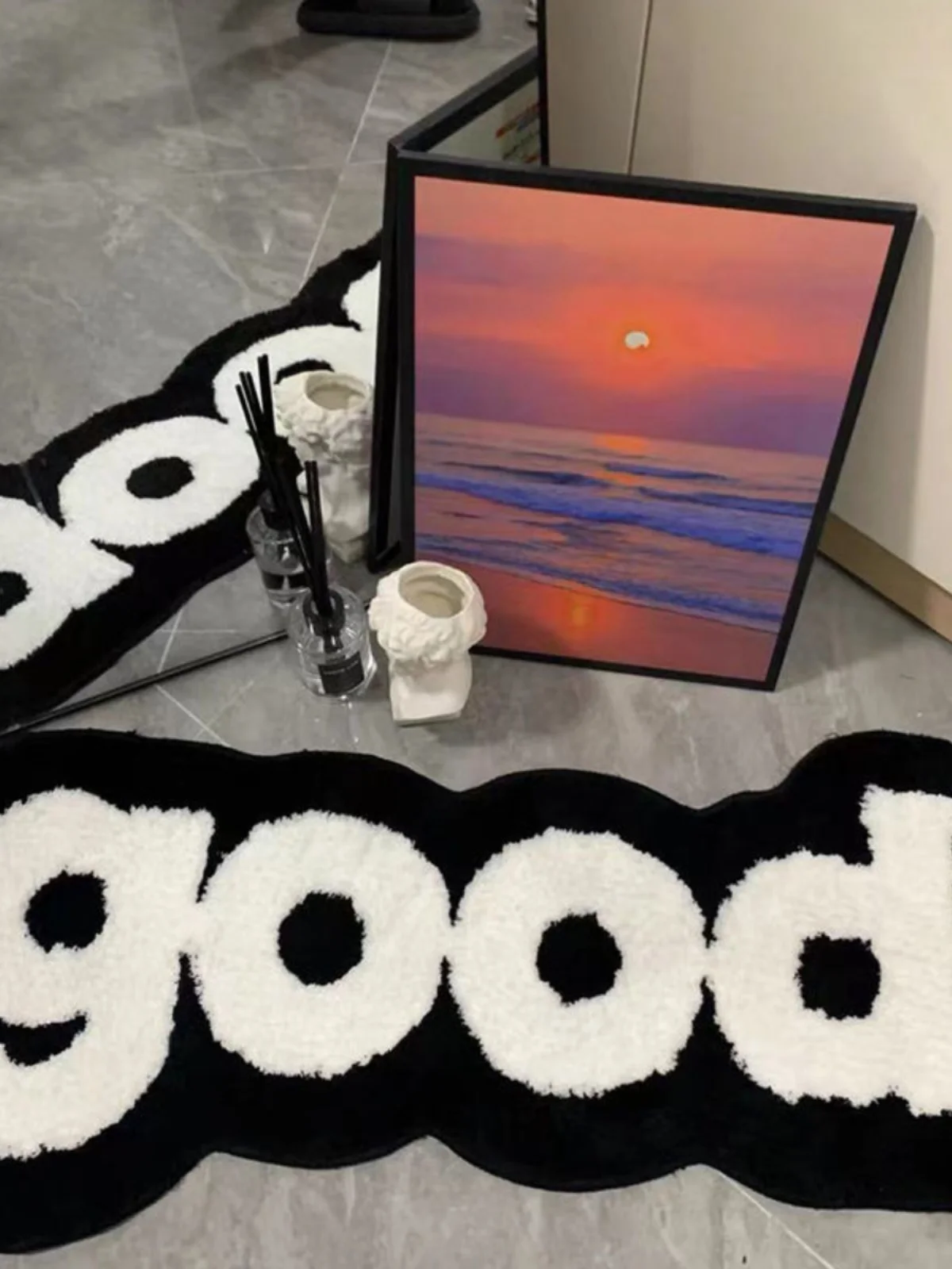 

Creative Flocking Carpet Bedroom Abstract Shape Letter Pattern Area Rug Foot Mat Door Mat Home Decorative Floor Mat