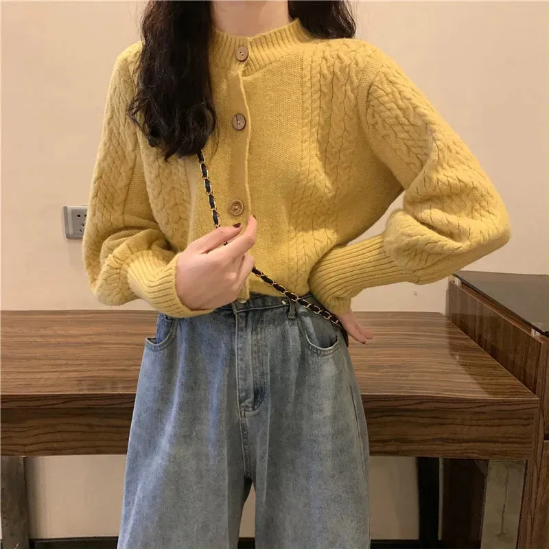 Spring And Autumn 2022 New Style Jacket  Crew Neck Cardigan Sweater Lazy Wind Lantern Sleeve Short Knitting Coat Women's Tops